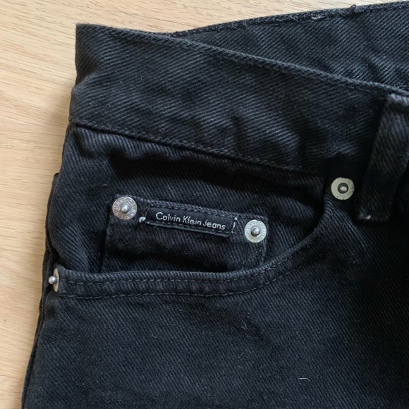 VINTAGE Calvin Klein Denim Shorts, size 10 tag - Picture 2 of 8